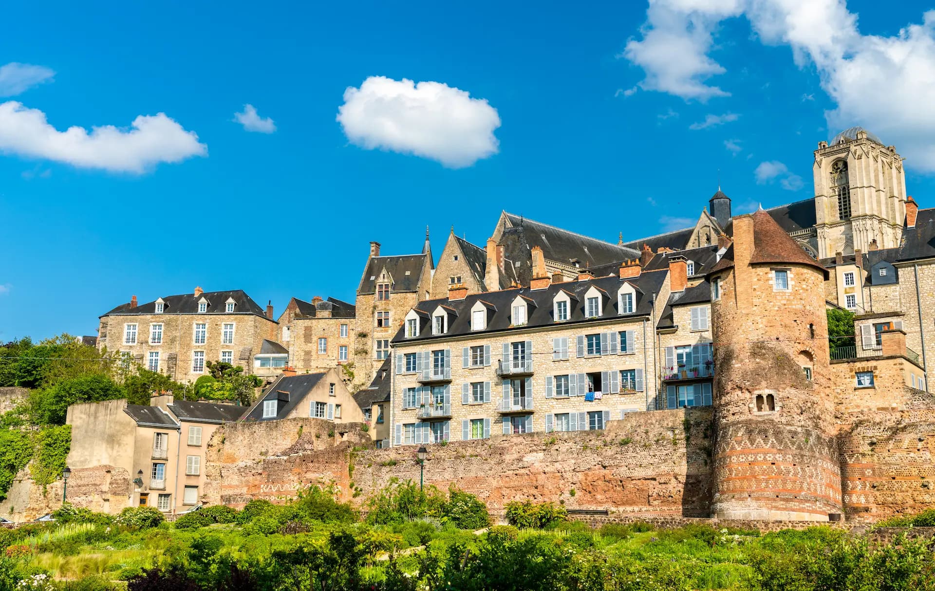 La vieille ville du Mans et son enceinte gallo-romaine